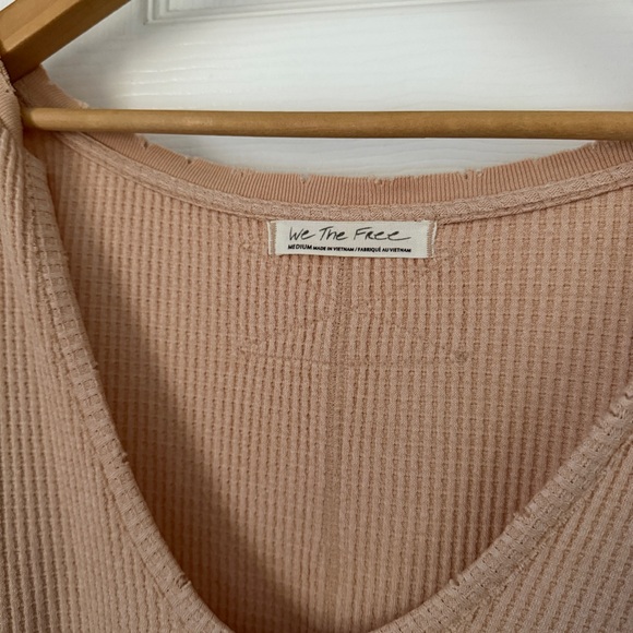 We the Free Free People Waffle Knit Longsleeve Pinky Nude / Oversized Medium - Picture 2 of 7